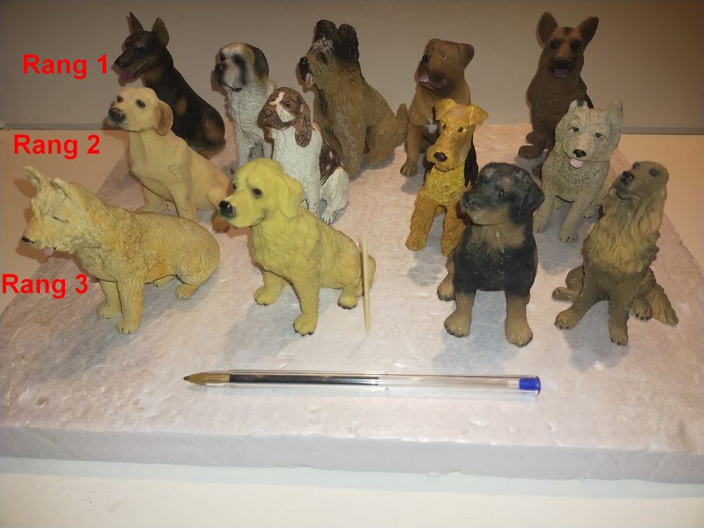 s�rie 2 - figurines chiens (2� pce)
20 Mirecourt (88)