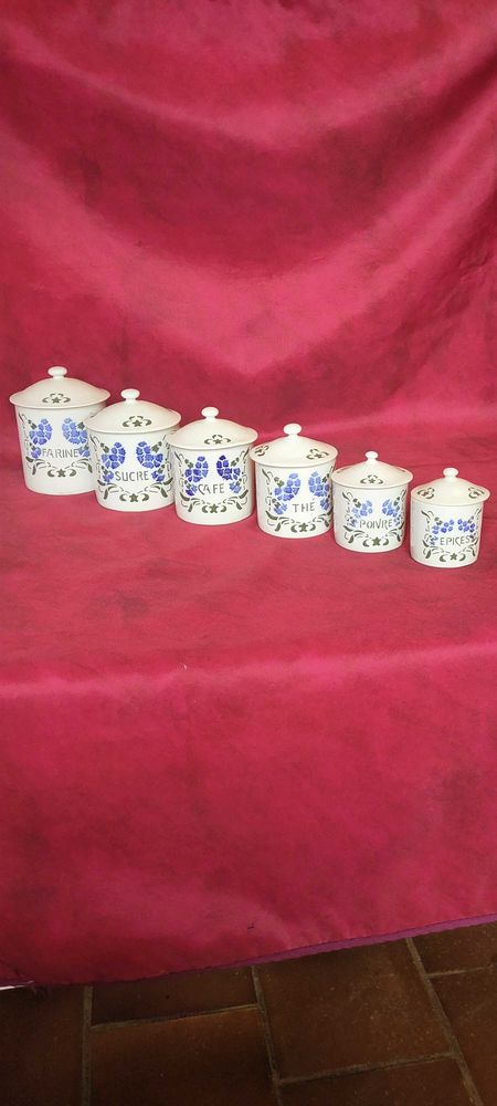 S�rie de 6 mesures en fa�ence 22 Avermes (03)