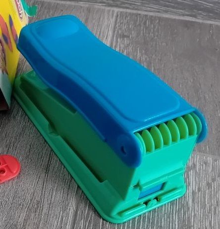 Le serpentin Play Doh 3 Beauchamp (95)