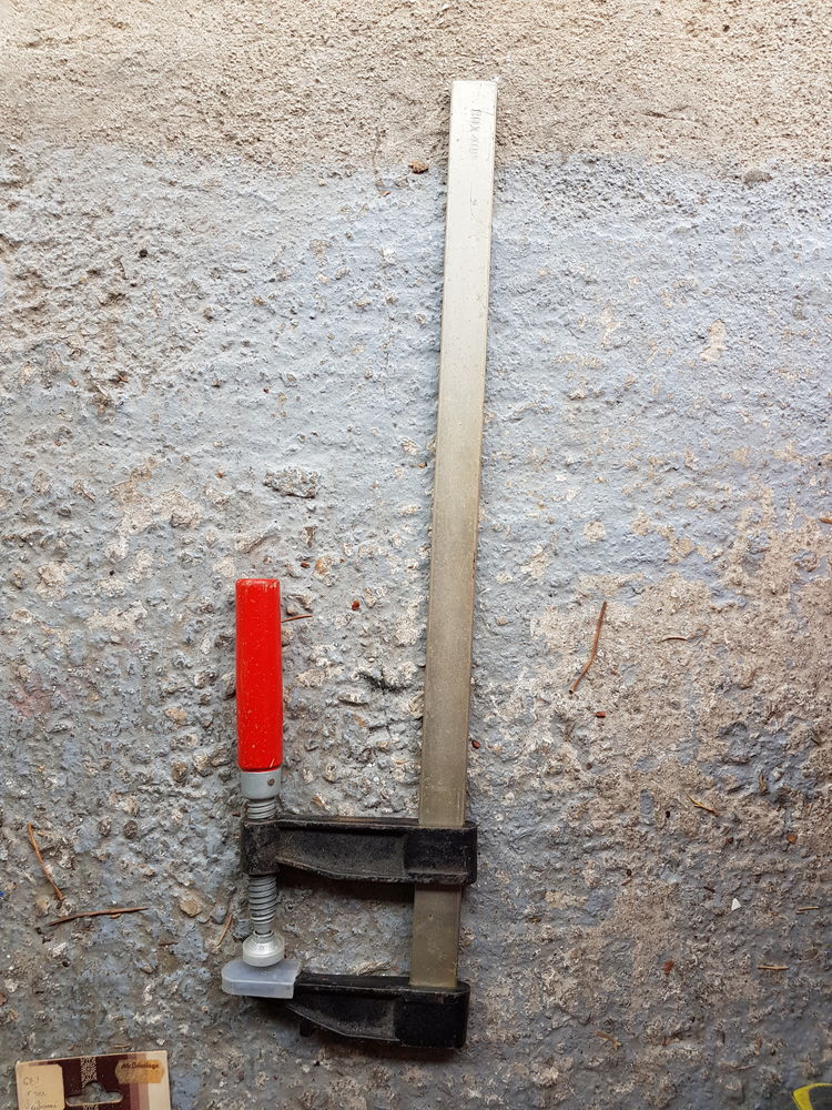 Serre joint � pompe 80 x 400 cm 
6 Marseille 9 (13)