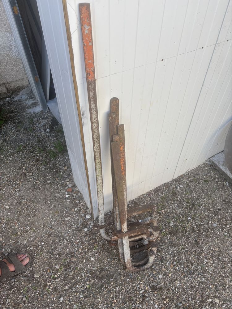 Serre joints ma�on 25 Dang�-Saint-Romain (86)