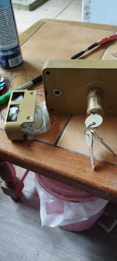 Serrure jamais servi 15 Corneilla-del-Vercol (66)