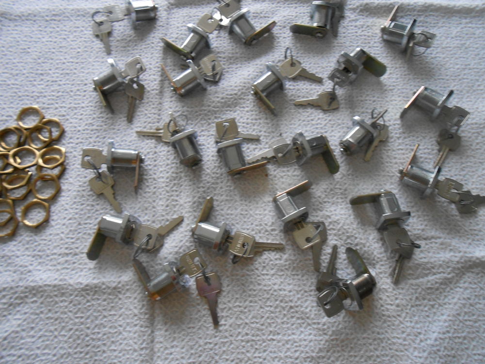 serrure vestiaire 50 Montacher-Villegardin (89)