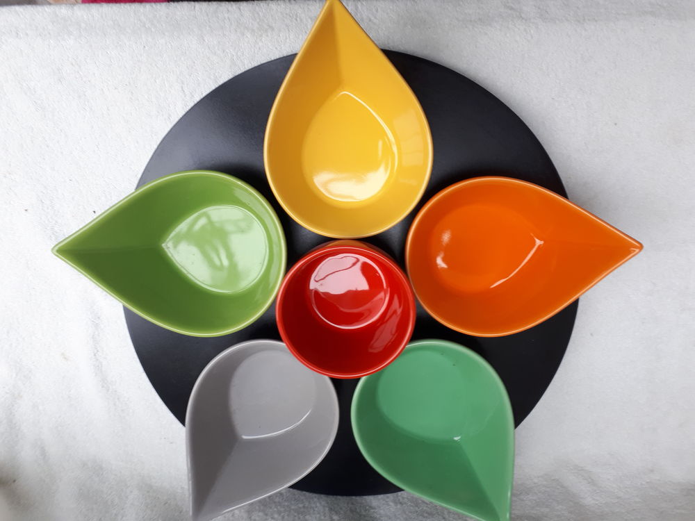 Service ap�ritif  rotatif Goutte neuf 32 Montigny-Lencoup (77)