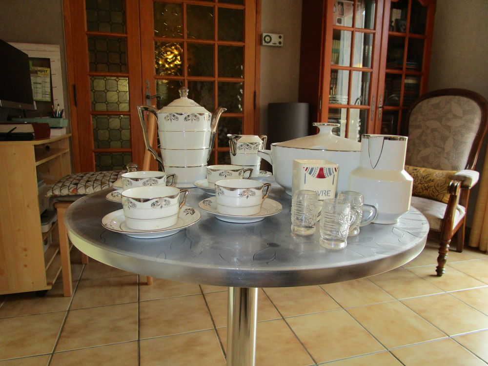 Service � caf� ancien incomplet 50 Vertaizon (63)