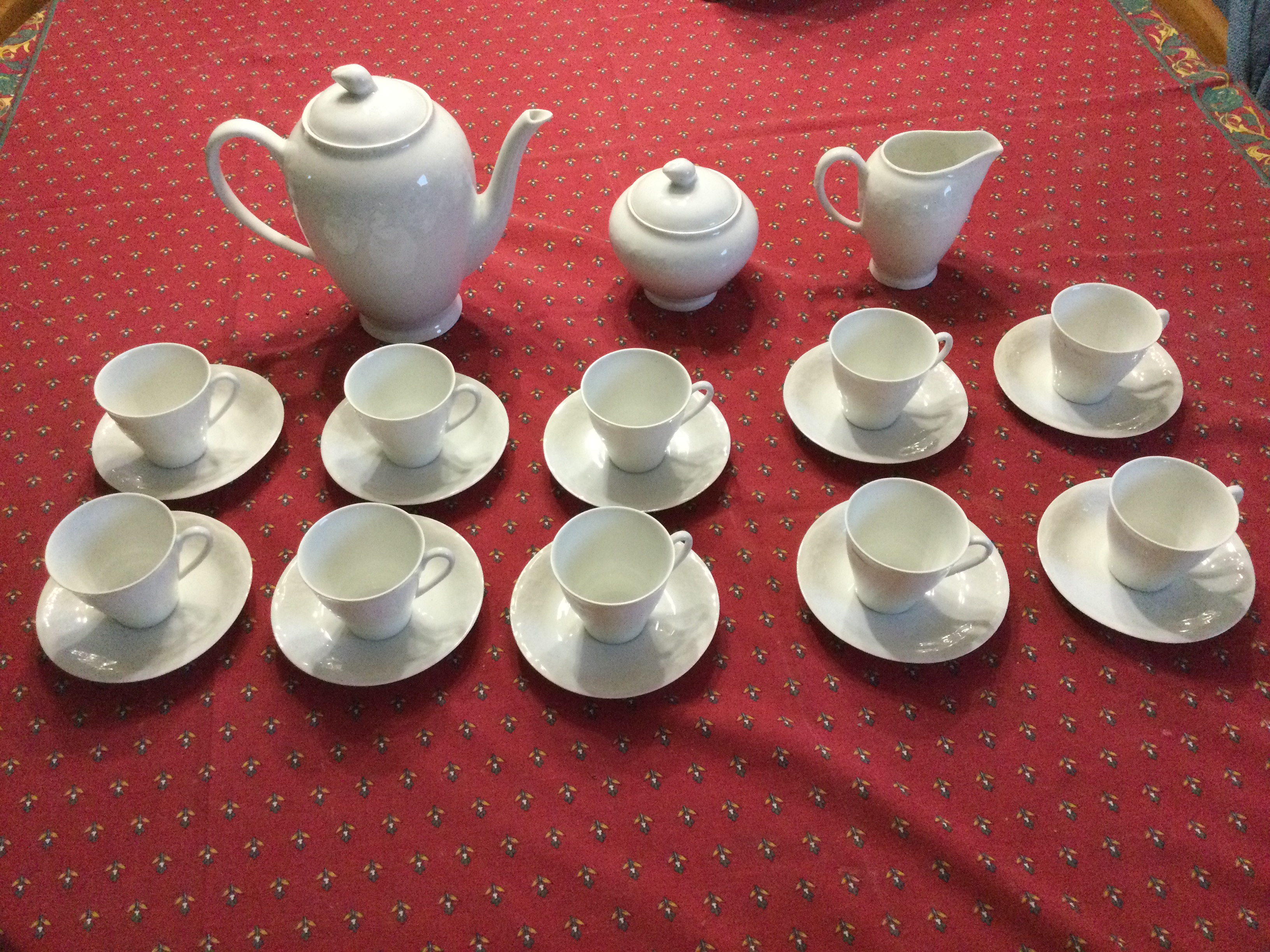 Service � caf� blanc uni en porcelaine de Limoges 100 Toulouse (31)