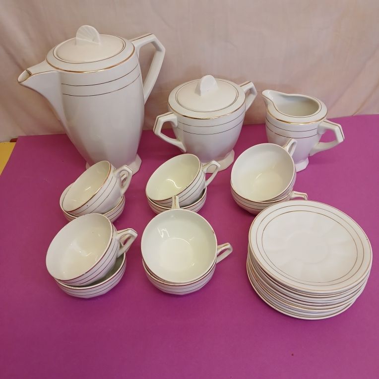 service � caf� en c�ramique 25 Vendeuvre-du-Poitou (86)