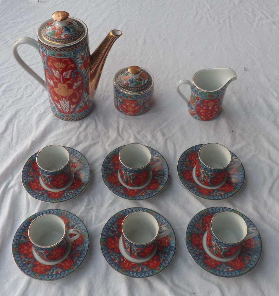 Service � th� ou caf� Japonais en porcelaine fine ARITAYAKI 120 Castries (34)
