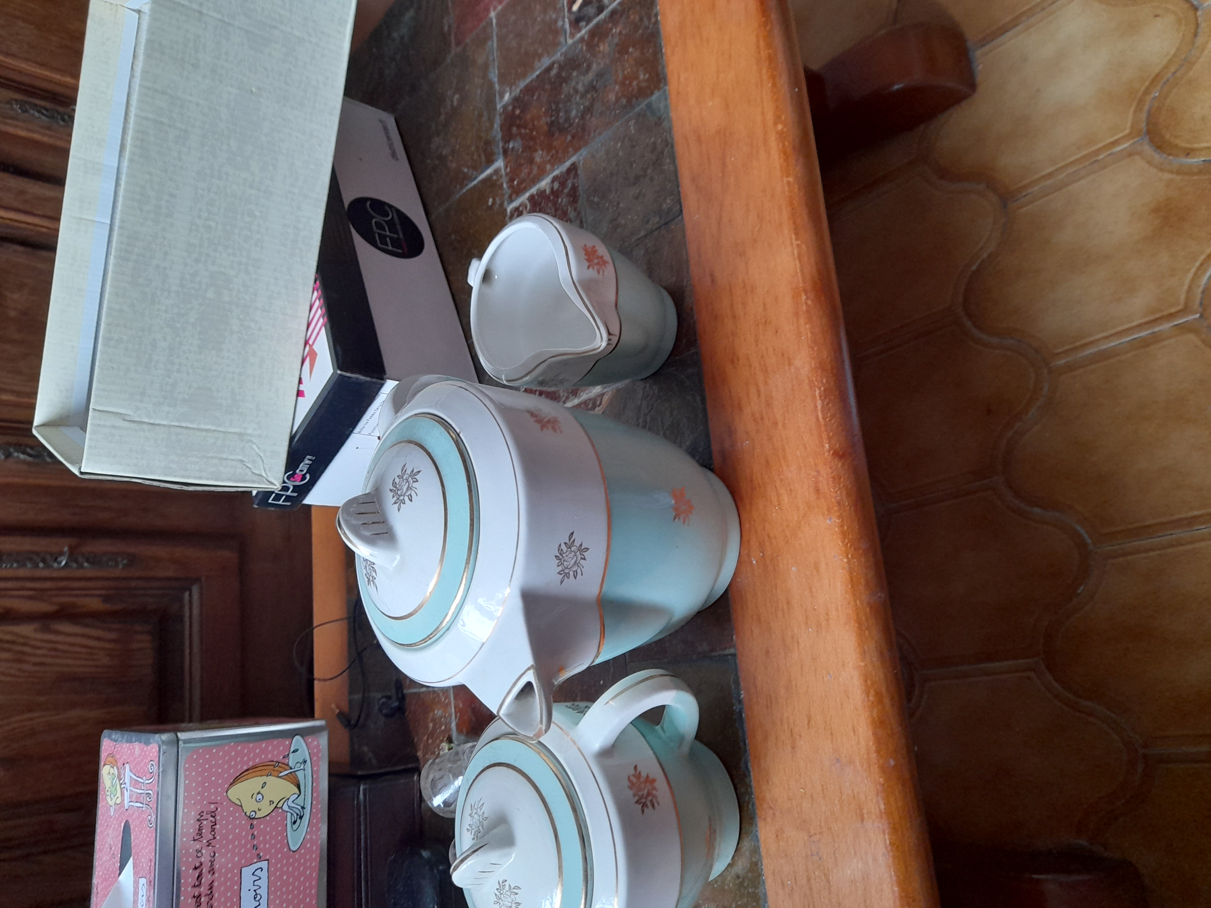 Service � caf� madagascar 130 Vernon (27)