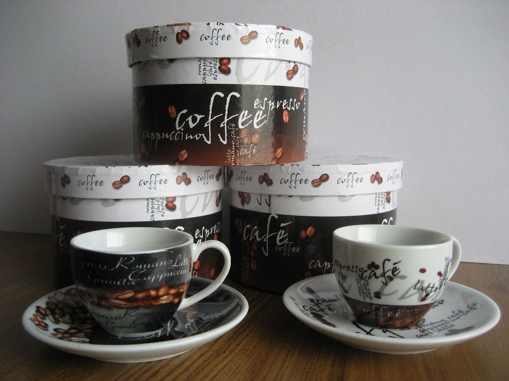 service � caf� 12 pi�ces, neuf 16 Reims (51)