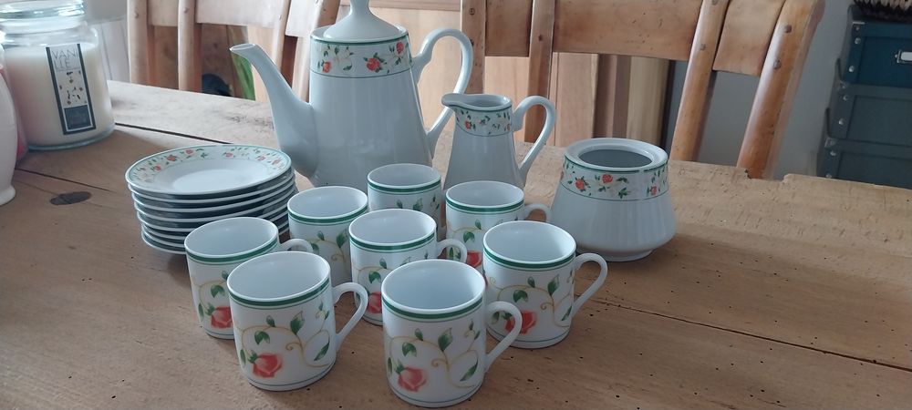 Service caf� 20 pi�ces ChrissG.Collection Porcelaine 20 Montigny-sur-Avre (28)