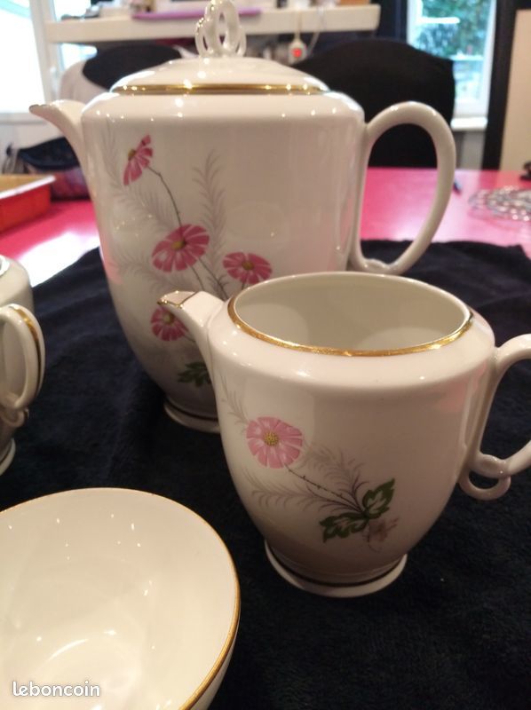 Service � Caf� porcelaine Chatres / Seine ( 9 pi�ces) 0 �pinal (88)