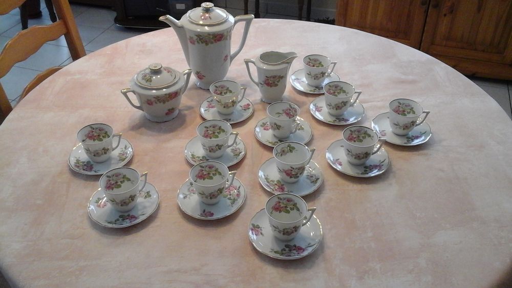 Service à café en porcelaine véritable de 1938 0 Amiens (80)