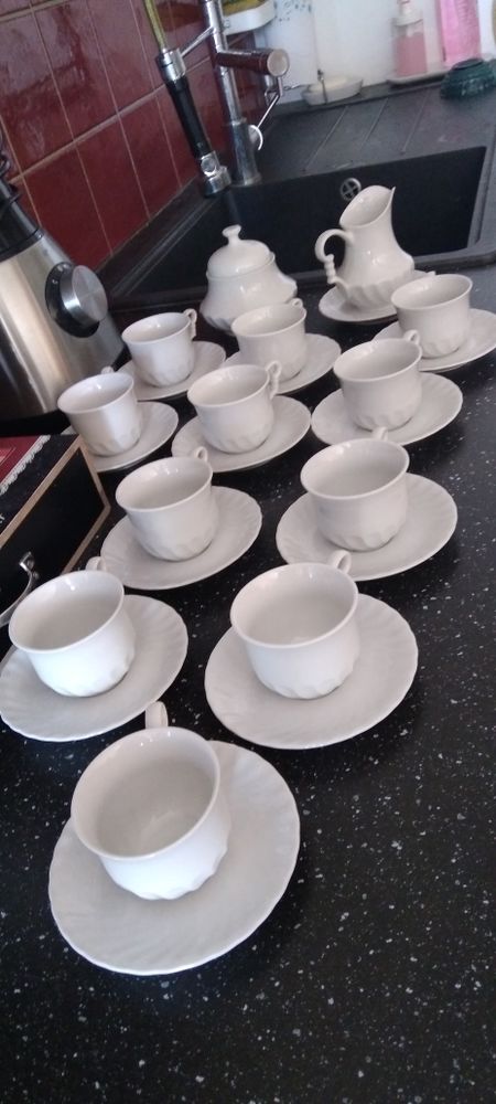 Service à café porcelaine 25 pièces 12 Dijon (21)