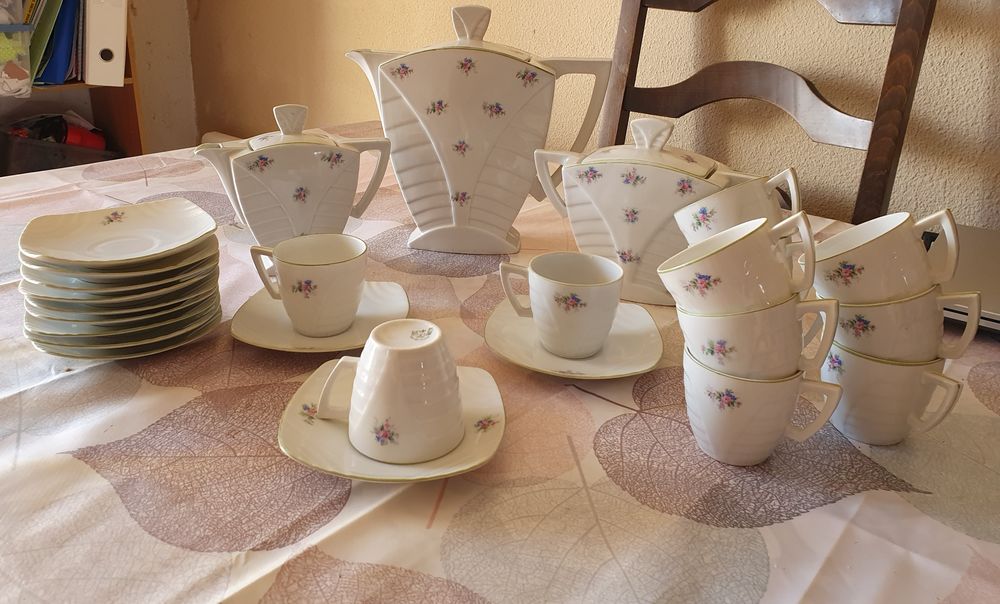 SERVICE A CAFE EN PORCELAINE ART DECO 60 Ille-sur-T�t (66)