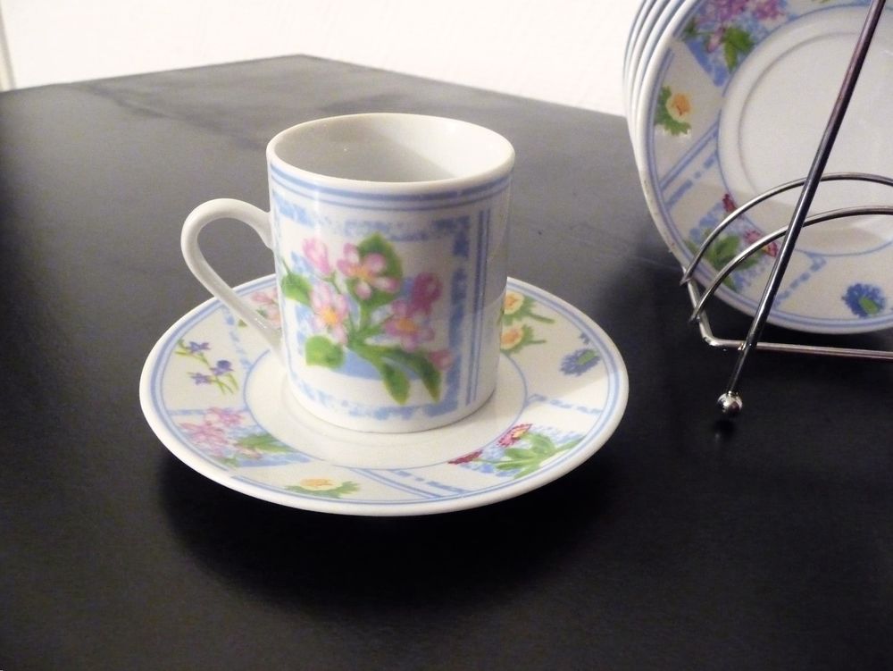 Service � Caf� Porcelaine Multicolore avec Support, 6 Tasses 15 Paris 15 (75)