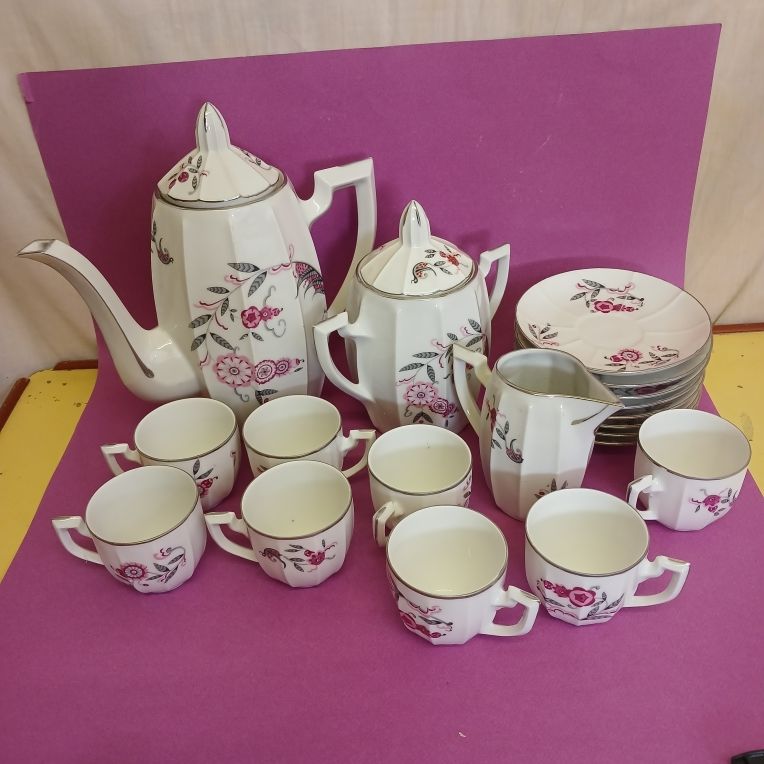 service � caf� en porcelaine 71 Vendeuvre-du-Poitou (86)