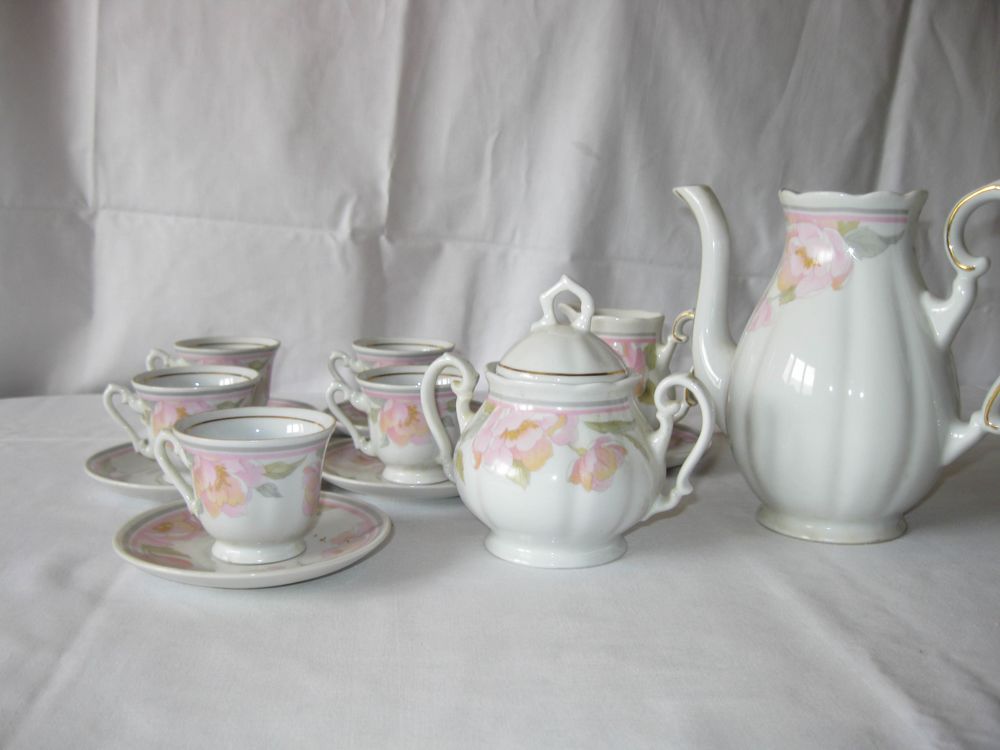 Service a caf�/th� Zaje?ar de Yougoslavie 20 Saint-Andr�-les-Vergers (10)