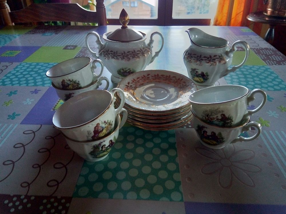 Service � caf� 20 Talloires (74)