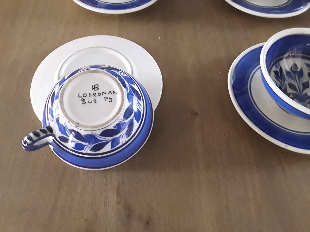 Service  � caf� 70 Pless� (44)