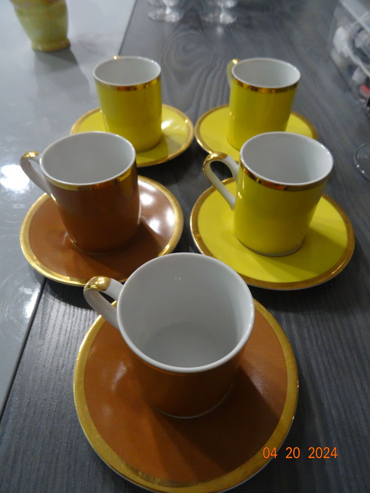 service � caf�. 5 Chaville (92)