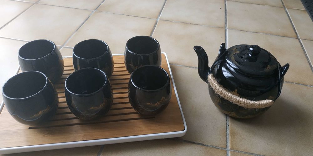 Service a th� complet 6 personnes 20 Blaye (33)