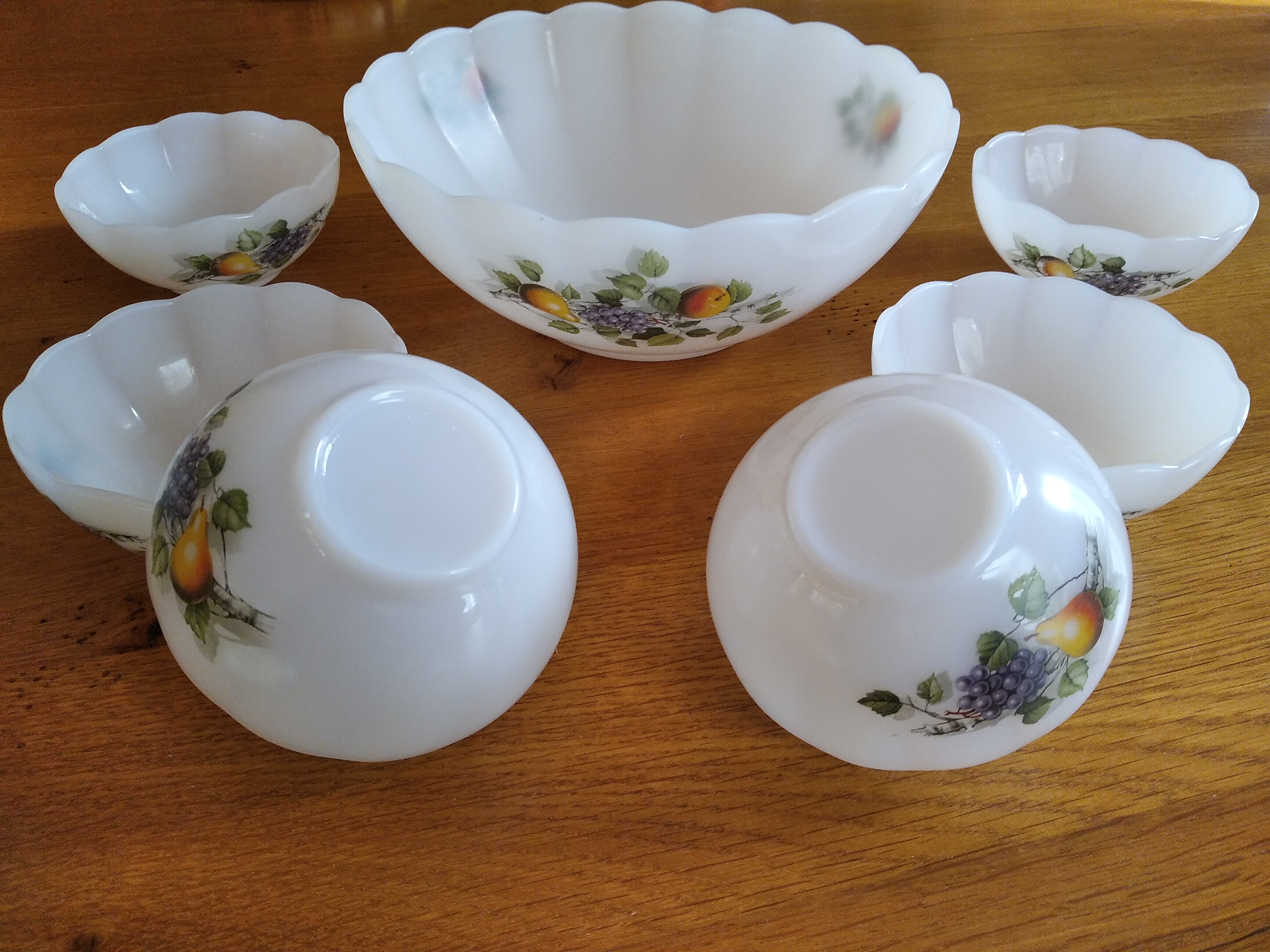 Service � cr�me Arcopal vintage 30 Nevers (58)