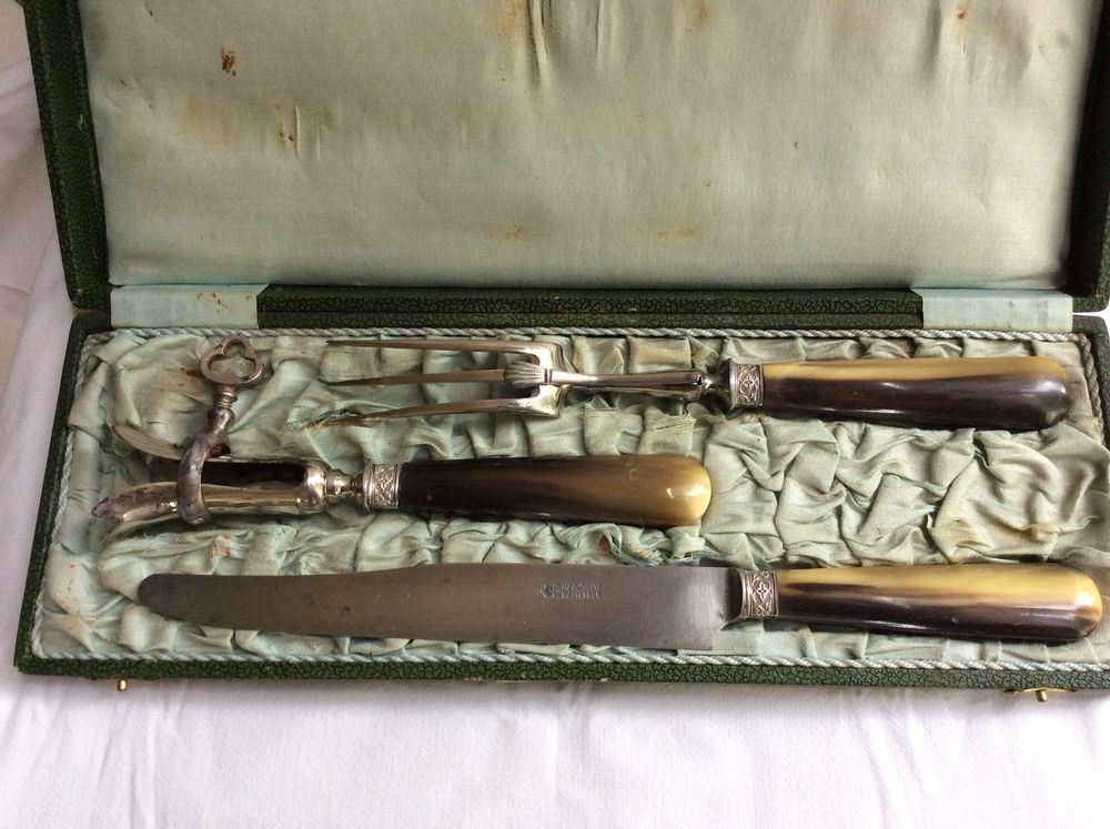 Service � d�coupe ancien 3 pi�ces, corne et argent, coffret 40 Gif-sur-Yvette (91)