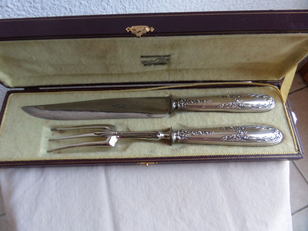 Service � d�couper les Viandes ( Gigots ) . 0 Igny (70)