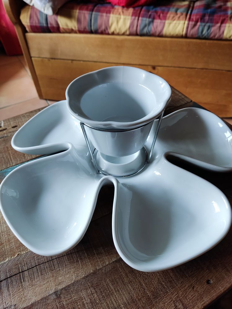 Service � fondue � chocolat en porcelaine 22 Meg�ve (74)