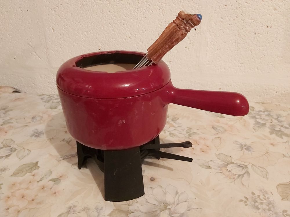 Service � fondue fonte. 15 Saint-Contest (14)