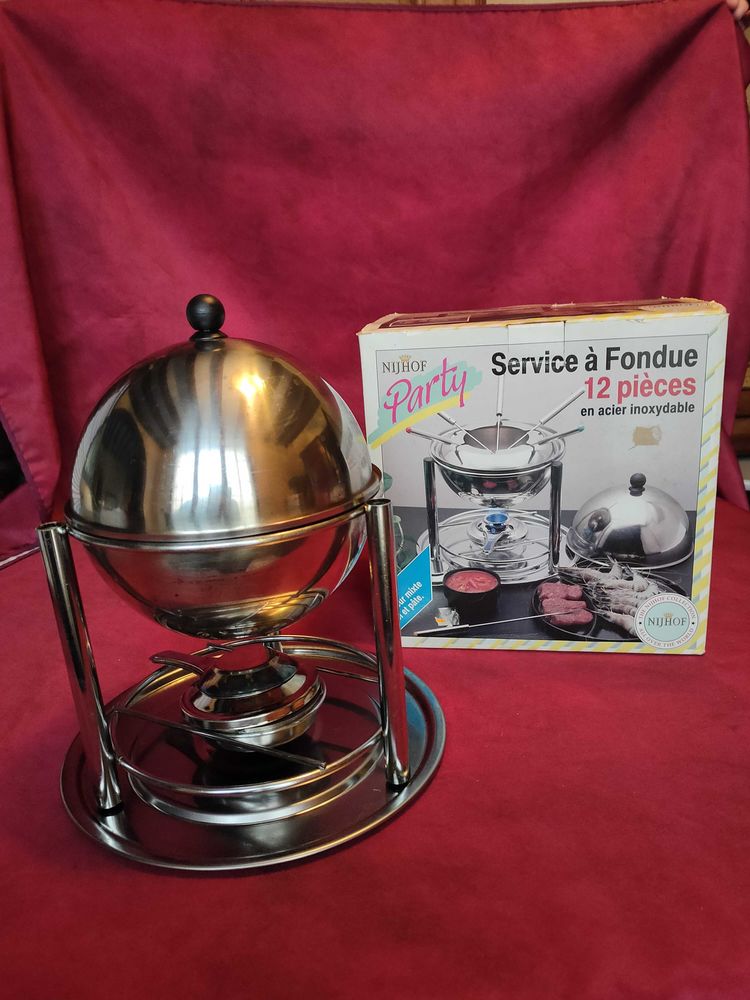 Service+� +fondue+12+pi�ces 15 Avermes (03)