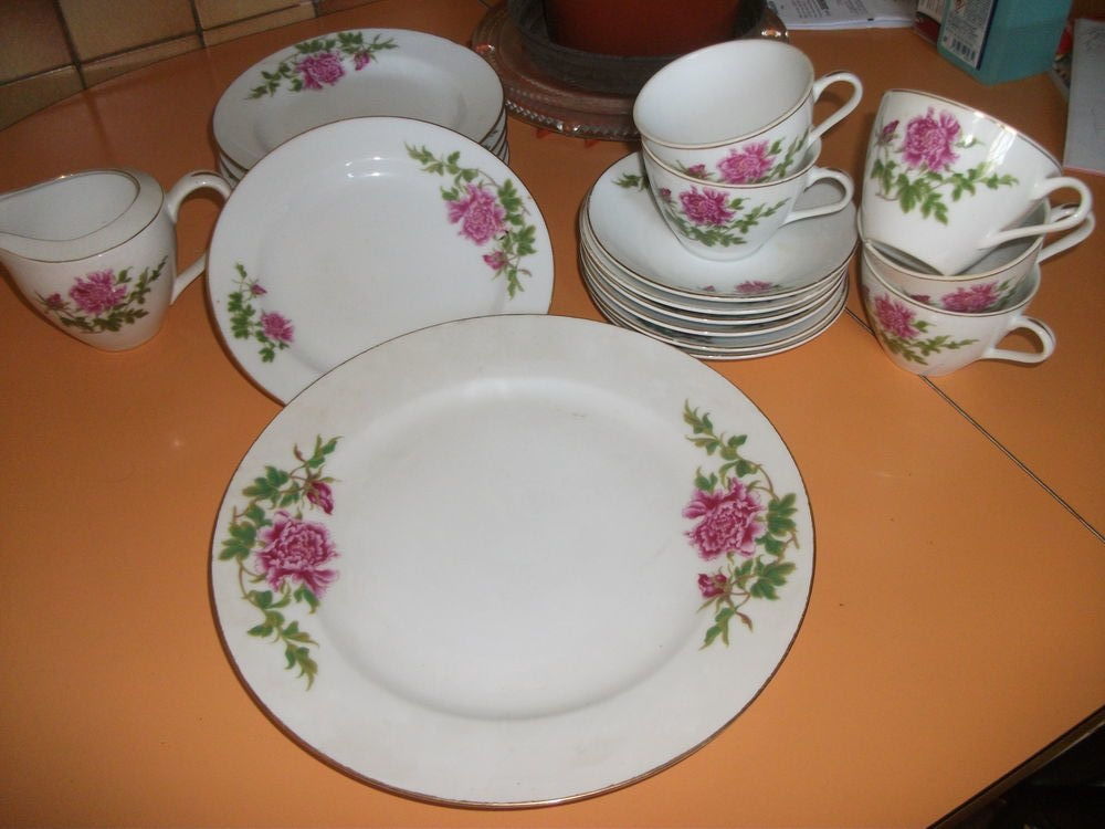 service a th� et g�teau 10 Bill�re (64)