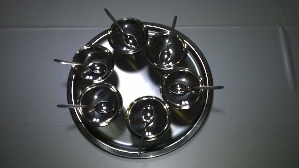 Service � glace 
en inox �pais
Excellent �tat jamais util
23 Talange (57)