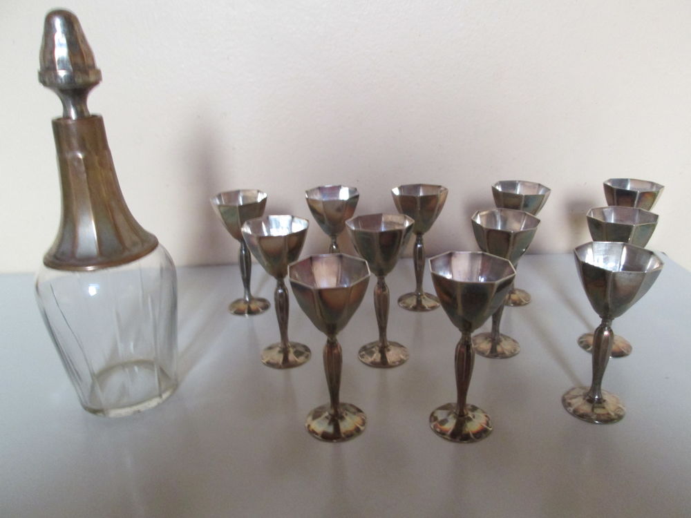 SERVICE A  LIQUEUR  ARGENT 1 Marseille 9 (13)