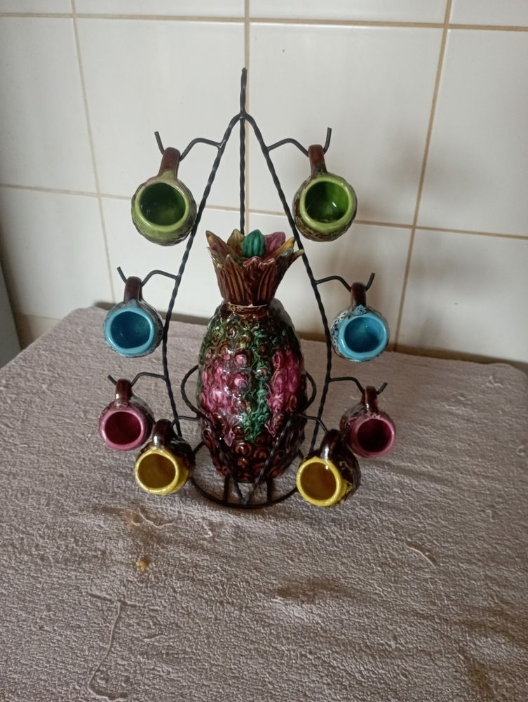 Service a liqueur en barbotine en bon �tat 75 Iffendic (35)