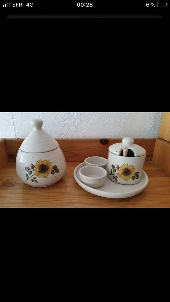 service moutardier et sali�re et deux saucier sur leur plateau 15 Lyon 8 (69)