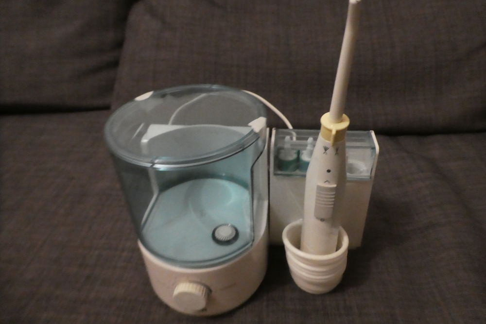 Service nettoyage dentaire. 15 Saint-Brevin-les-Pins (44)