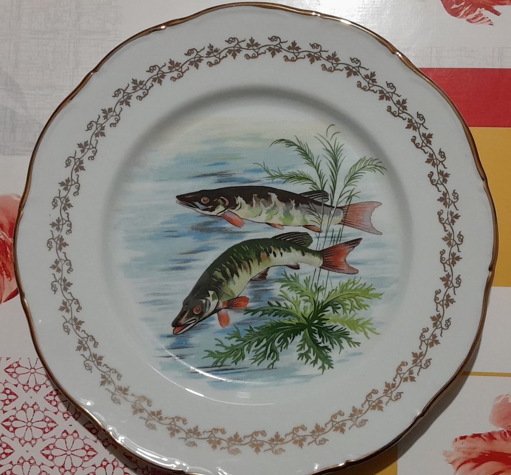 Service � poissons en porcelaine 50 Digoin (71)