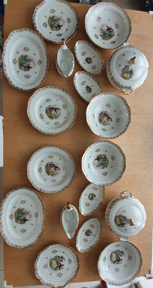 Service porcelaine v�ritable JV mod�le Watteau 125 Saint-Lon-les-Mines (40)