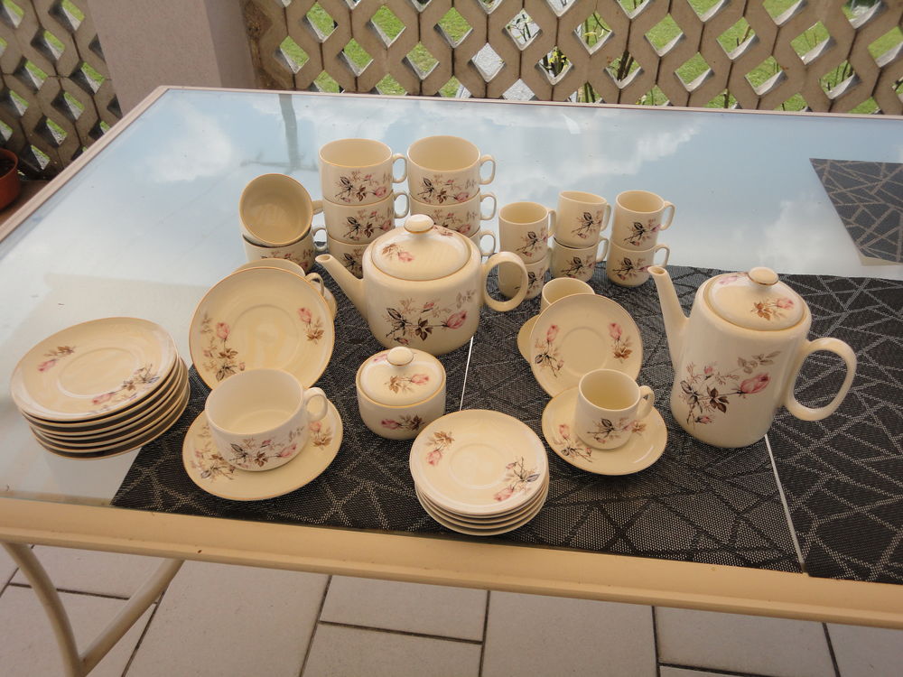 service en porcelaine 15 Aubou� (54)