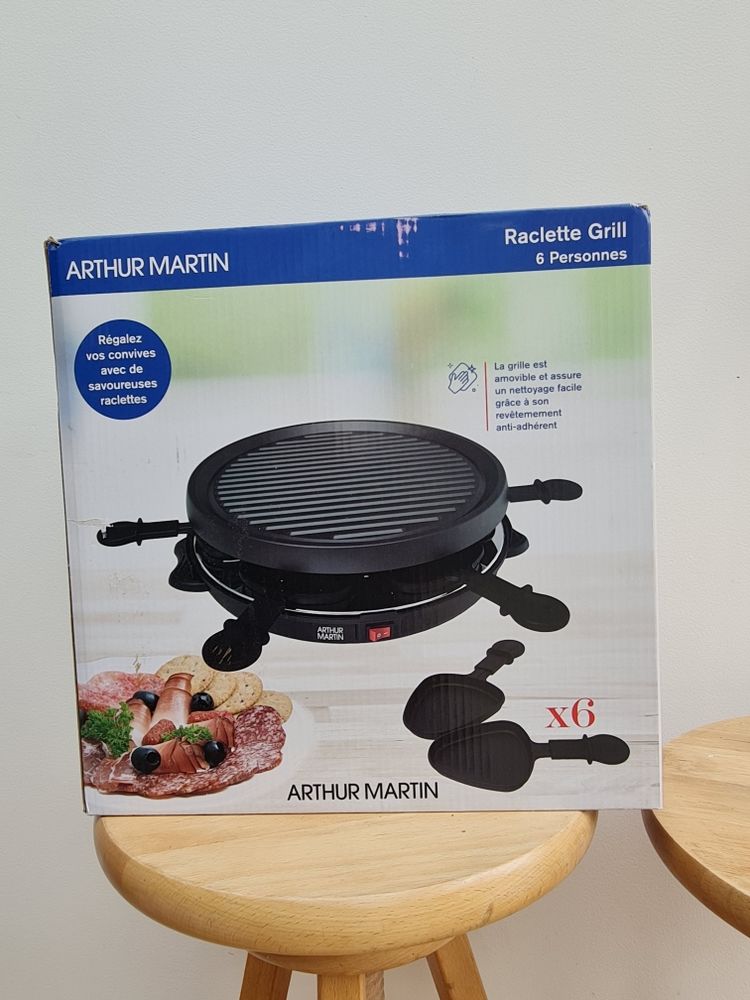 SERVICE A RACLETTE 6 PERSONNES ARTHUR MARTIN 30 Gennevilliers (92)