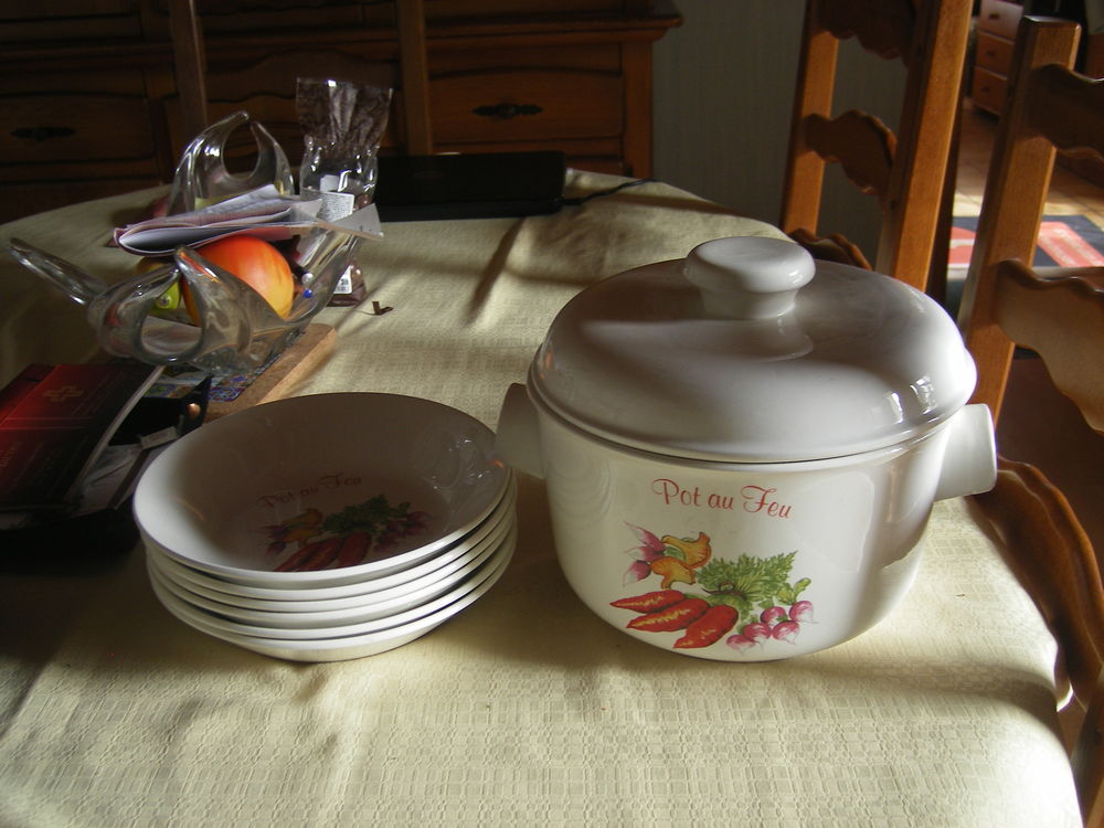 service a soupe 10 La Chapelle-des-Pots (17)