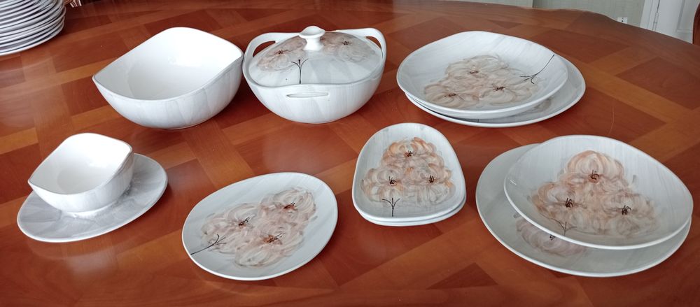 Service de table fa�ence vintage 250 Saint-Clair-sur-Epte (95)