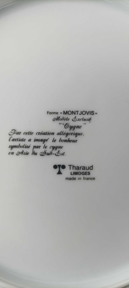 Service de table Limoges Tharaud �  78 pi�ces neuves 450 Sainte-Luce-sur-Loire (44)