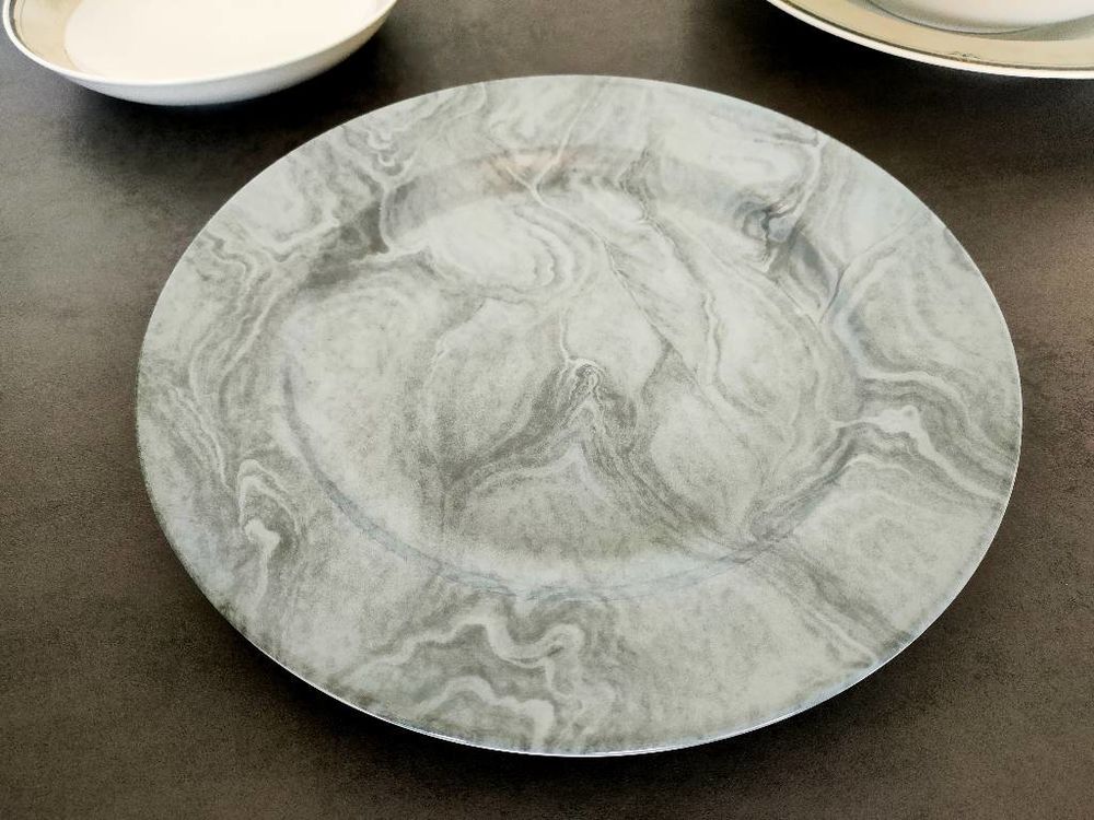 Service de table en porcelaine 150 Douai (59)