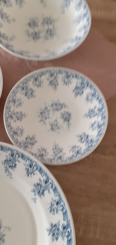 SERVICE DE TABLE VINTAGE EN RIVANEL 90 Marcoux (42)