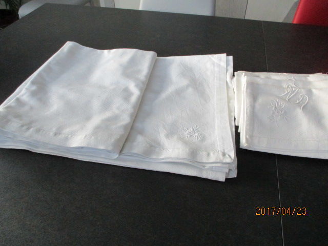 Service de table 85 Castres (81)