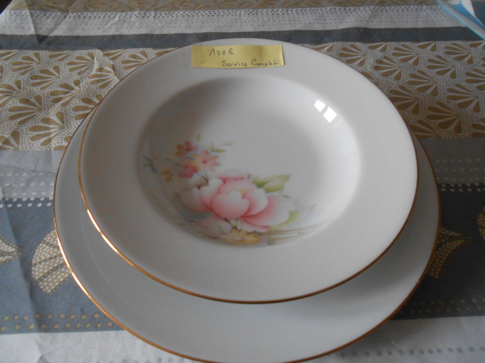 Service de table 100 Nancy (54)