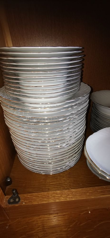 Service de table 25 Chalon-sur-Sa�ne (71)